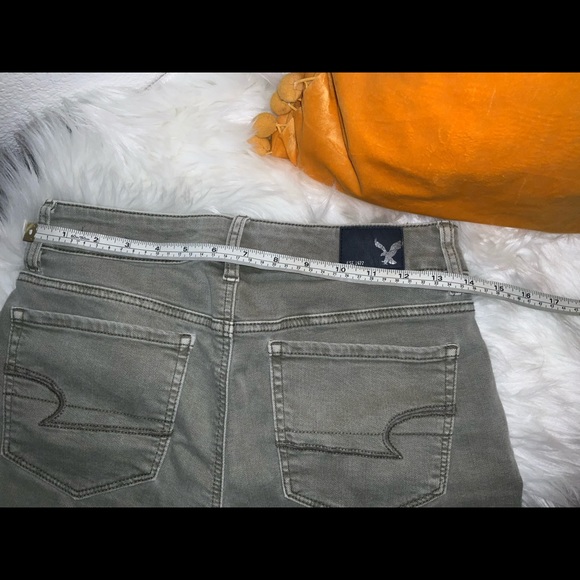 American Eagle Green High Rise Shorts - Picture 2 of 6